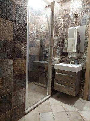 Dr Becsey Luxury Apartman Bekescsaba Extérieur photo