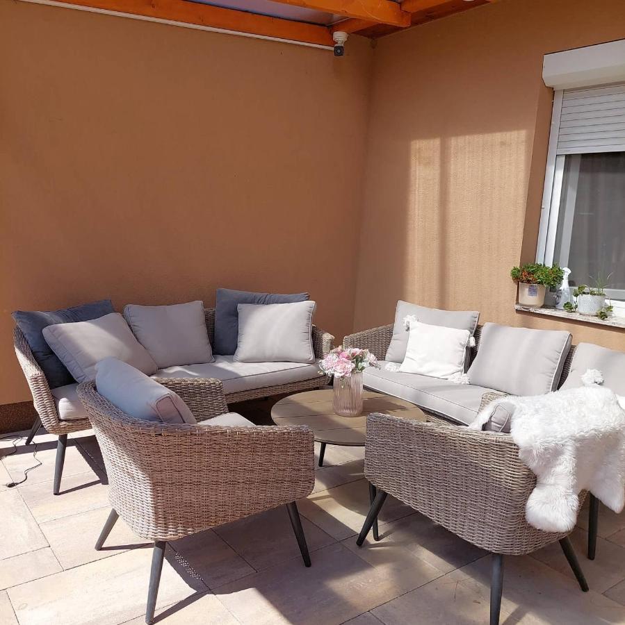 Dr Becsey Luxury Apartman Bekescsaba Extérieur photo